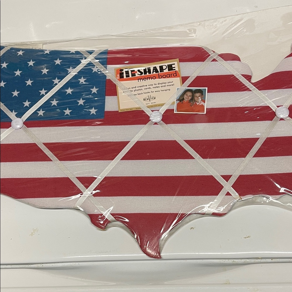 USA Flag Memo Board-NWT